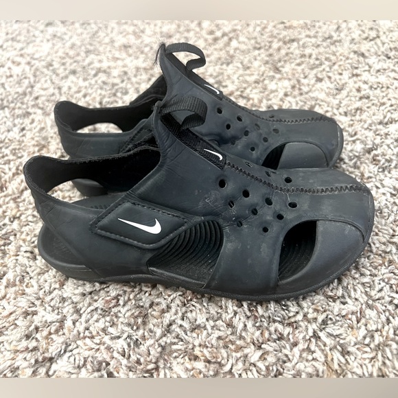 Nike Sunray Sandals - black - kids toddlers size 12C - Picture 3 of 6